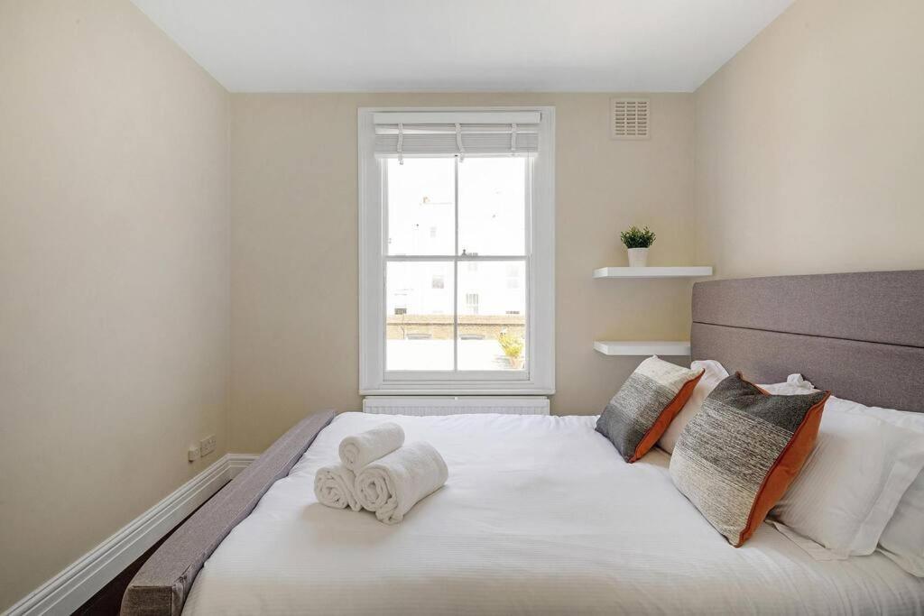 Superb Duplex In Prime Area Of Londra